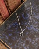 Collana girocollo in acciaio con micro pendente Rosone