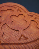"Ferma carte" cuore in legno - Finitura in mogano