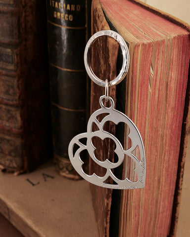 Portachiavi grande in acciaio satinato - Cuore diagonale