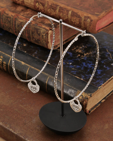 Orecchini cerchio medio diamantato in acciaio - Lucchetto cuore