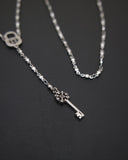 Collana stile rosario in acciaio - Lucchetto e Chiave fiore gotico