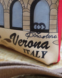 Pochette rossa dipinta a mano da BAIADERA® per GIULIETTAVERONA® - Arena di Verona
